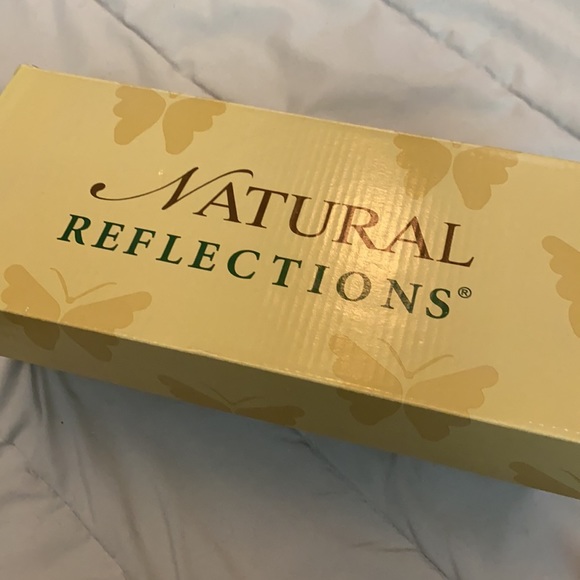 *NEW* Brown and Pink Moccasins - Picture 7 of 9